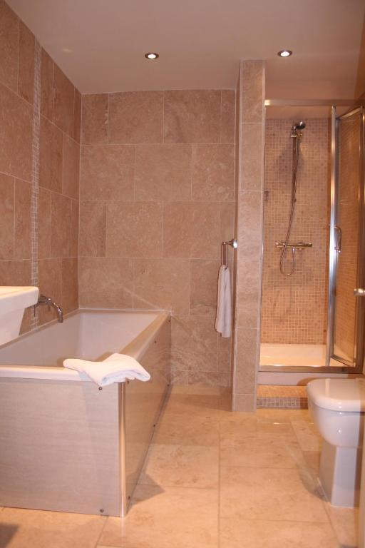 Advocate Arms Inn 5*